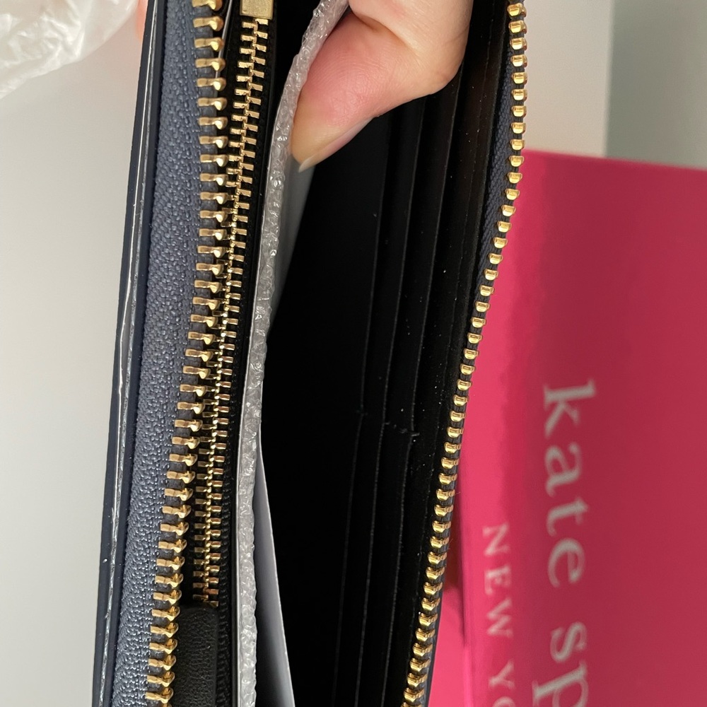 Kate Spade Wallet - Picture 4 of 8